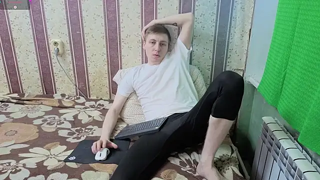 Онлайн чат XXX Darien_Brown