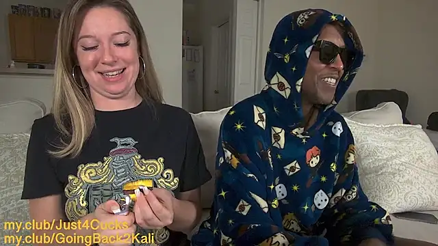 boomboomr00m: απευθείας συνομιλία ΧΧΧ