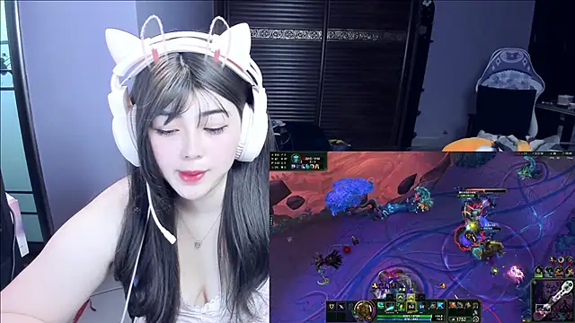 yuki3366 – Naživo XXX chat