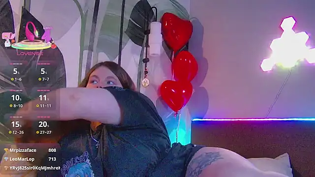 Онлайн чат XXX RubyValen