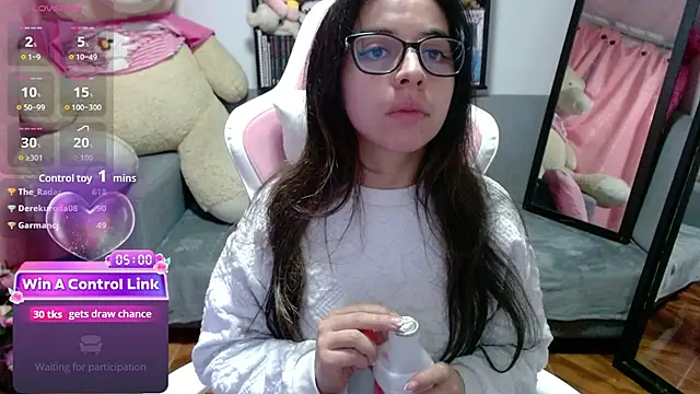 XXX chat uživo modela Maggie_Fox3