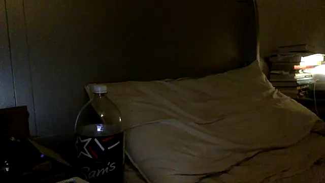 StuntingSpunMarine69: διαδικτυακό σόου στην κάμερα