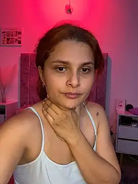 แชท XXX สดของ Kathika1