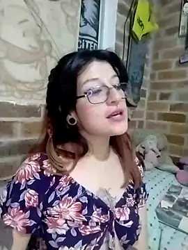 Pokazy przed kamerką – _Alaskamisa