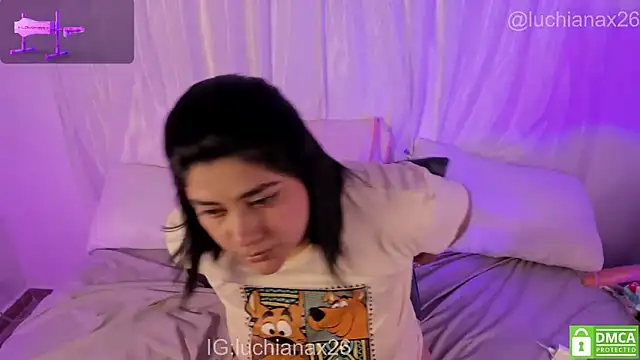 Chatroom XXX en direct de lucy26_