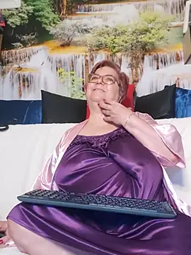 Chat +18 de QueenPammy1 ao vivo