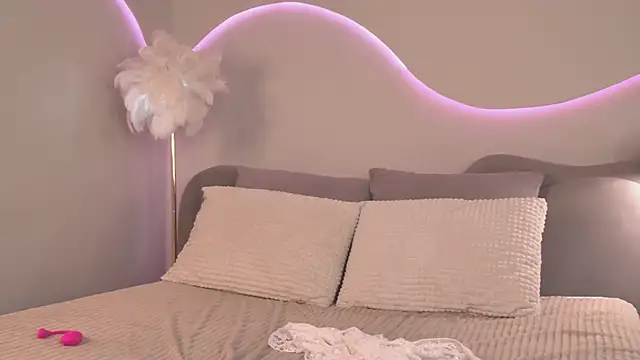 Nicole_Space live XXX chat