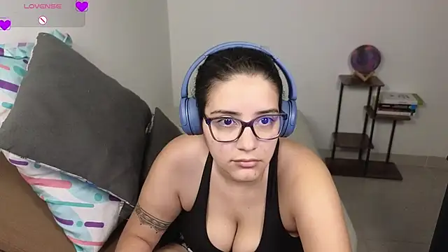 blue__moon_ Adlı Modelin Canlı XXX Sohbeti