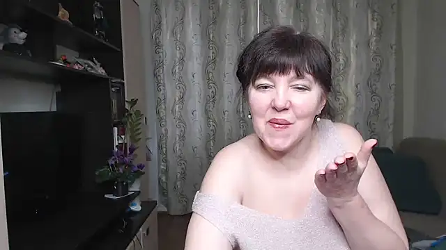 Illusionq – Naživo XXX chat