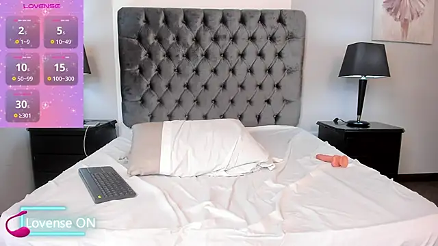 Kiri_Black_ Chat XXX live