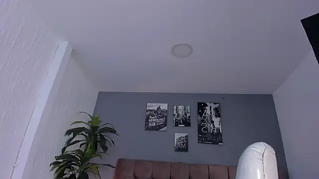 aleja_cute_ élő XXX-chatje