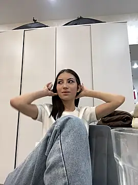 SlowSweetWhispe Chat XXX in diretta