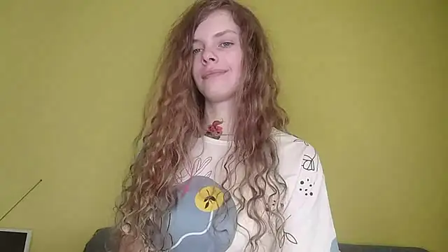 Chat +18 de RayaNenlia ao vivo