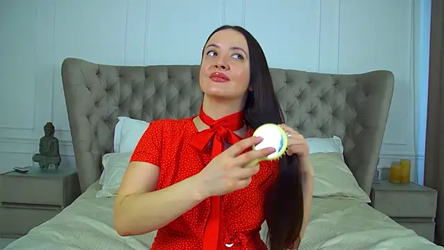 Chat XXX en directo de ElinaBellucci