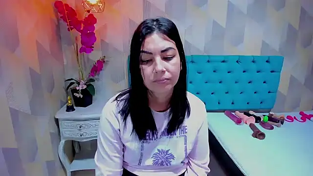 Chat +18 de AdaFawxx ao vivo