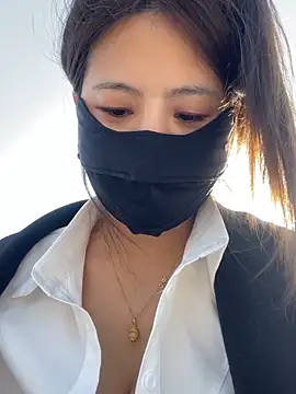 mi-ki1314 在線直播表演