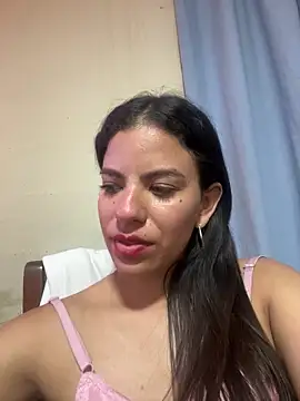 Czat XXX na żywo – roman_and_jessie