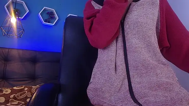 Aurora_ath Chat XXX in diretta