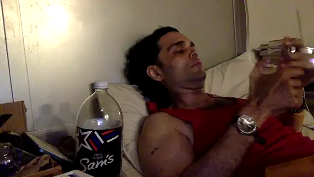 StuntingSpunMarine69: διαδικτυακό σόου στην κάμερα