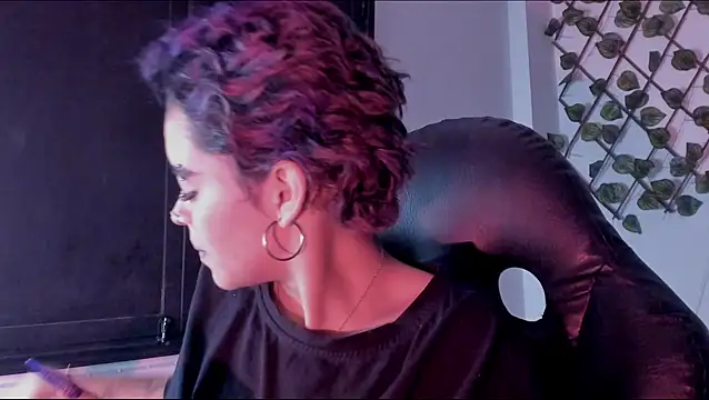 Chatroom XXX en direct de Anny_Kiitty