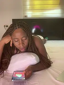 MISSMAYSROOM Adlı Modelin Canlı XXX Sohbeti