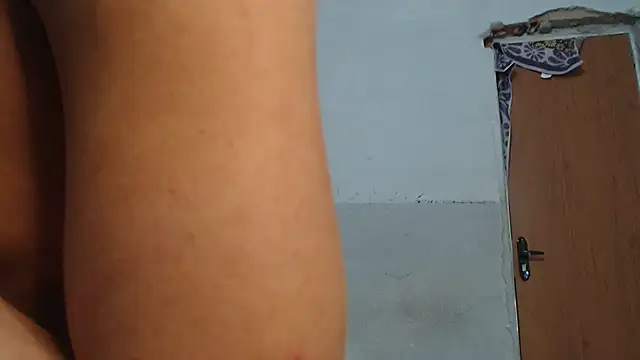 Chatroom XXX en direct de MicaelRian69