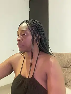 แชท XXX สดของ Nahomy_Tunner