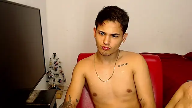 Alex_mojica Chat XXX in diretta