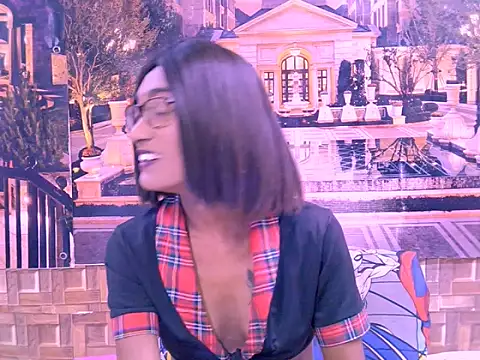 IndianRebel4u2Luv Adlı Modelin Canlı XXX Sohbeti