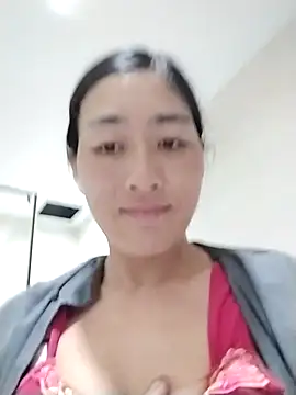 lris-Beauty77 Show Webcam