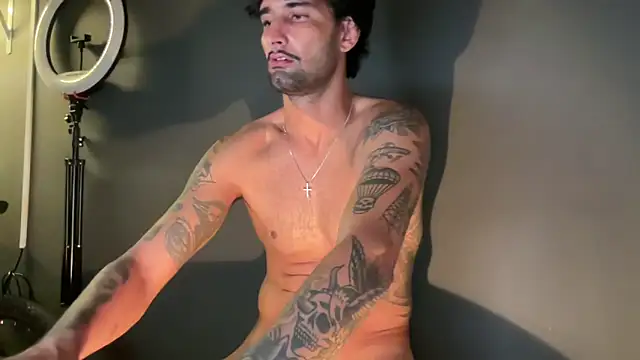 Chat XXX ao vivo de ZeusDelicious