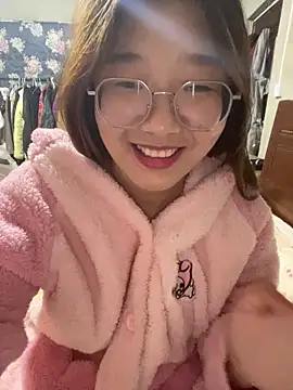 sisi-maiden Adlı Modelin Canlı XXX Sohbeti