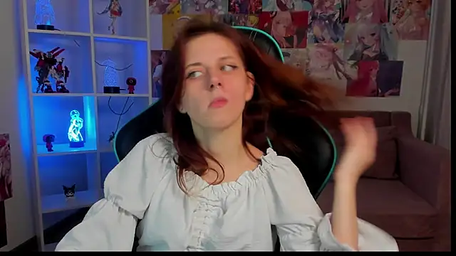 Chat +18 de FreyaVey ao vivo