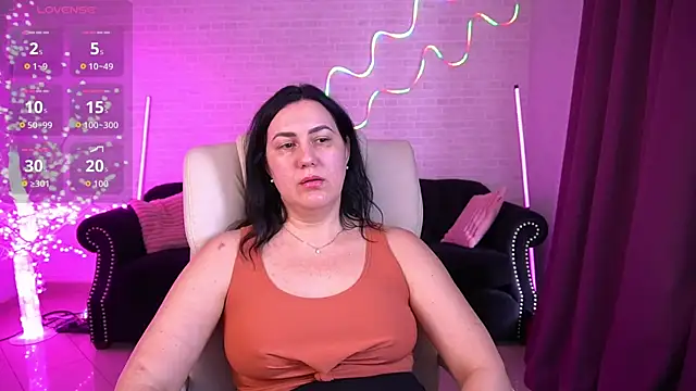 Chat XXX en directo de VelvetLuck