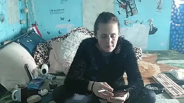 brighteyes77 Adlı Modelin Canlı XXX Sohbeti