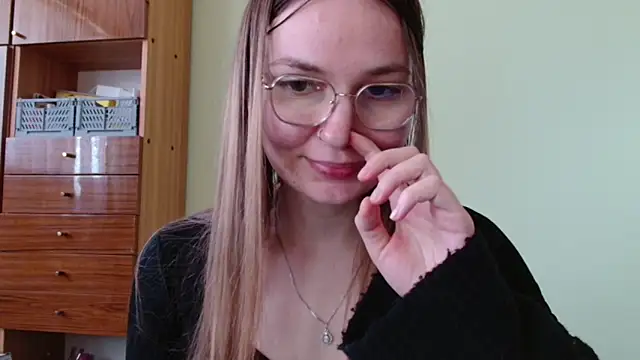 LooveELLYx Live XXX-Chat