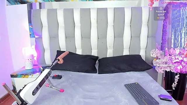 IsaDiiaz Chat XXX in diretta