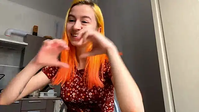 دردشة EmilyHein الجنسية المباشرة