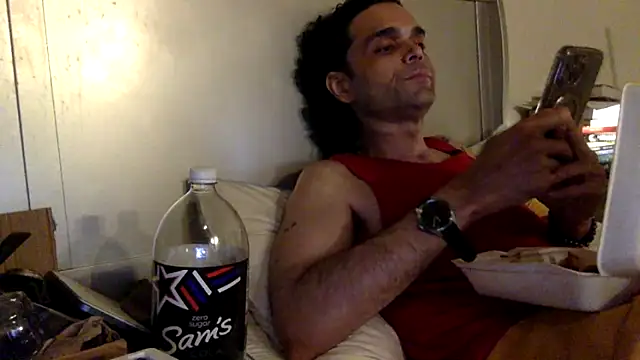 StuntingSpunMarine69 现场XXX聊天