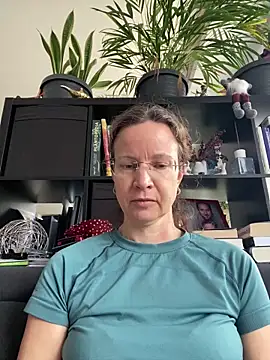 AnnikaRoseのライブXXXチャット