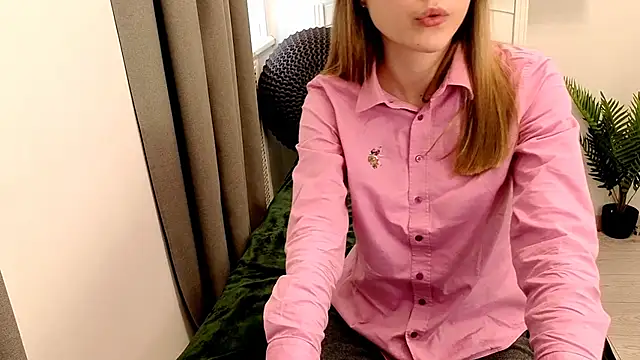 แชท XXX สดของ Just_L0VE_me