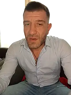 Alexdaniel89 – Naživo XXX chat