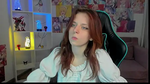 Chat +18 de FreyaVey ao vivo