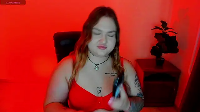 Chat +18 de Sofiawetsweet ao vivo