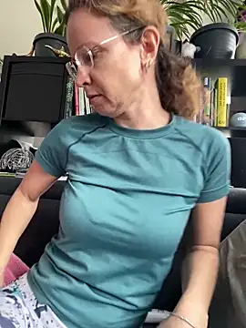 AnnikaRose Chat XXX in diretta