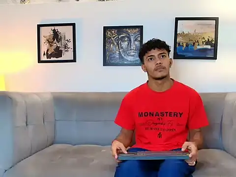 DIAMOND_BLACKS 即時 XXX 聊天