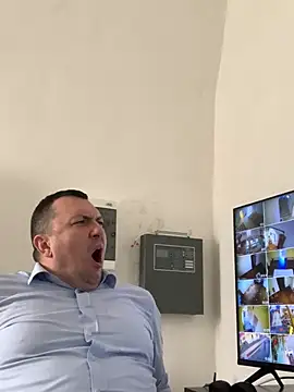 Mike8523: онлайн-секс-чат