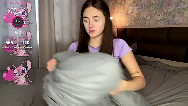 Chat XXX en directo de LoraDavi