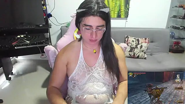 Khalifa_Gold Show in webcam