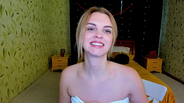 دردشة LunaFlinn الجنسية المباشرة